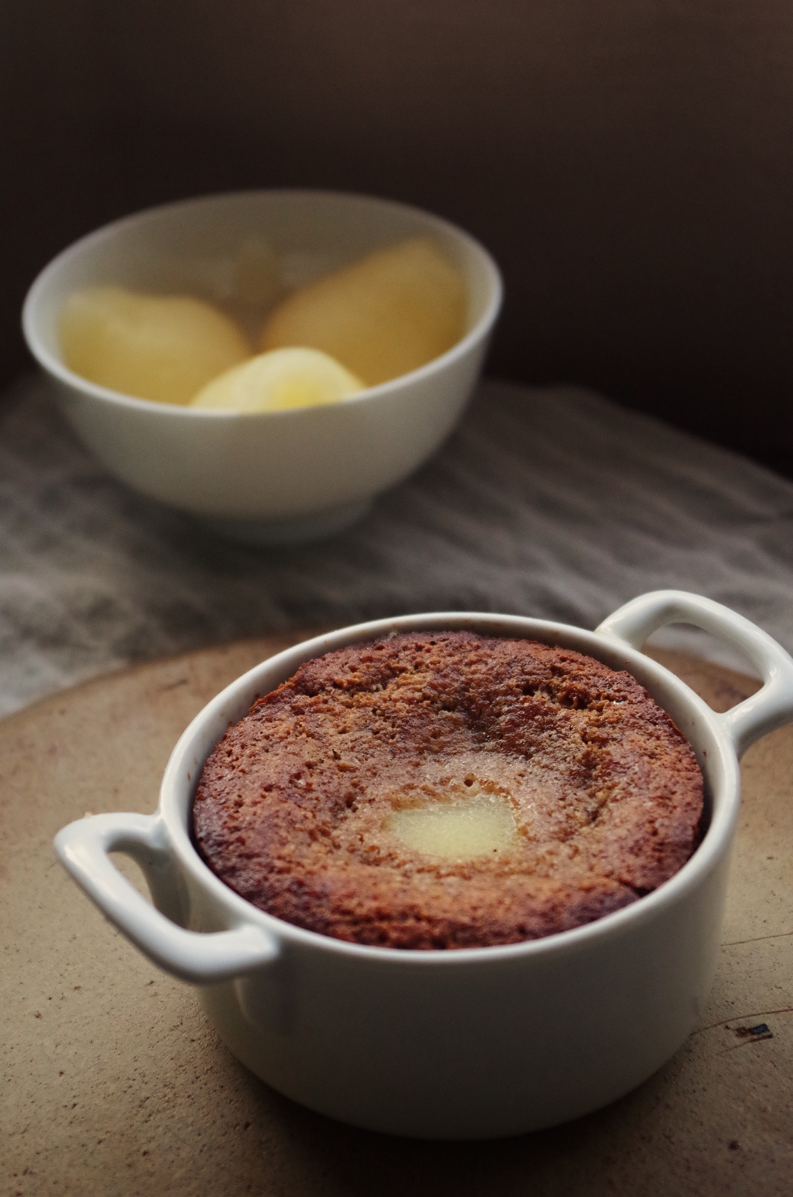 Spiced pear pudding pot
